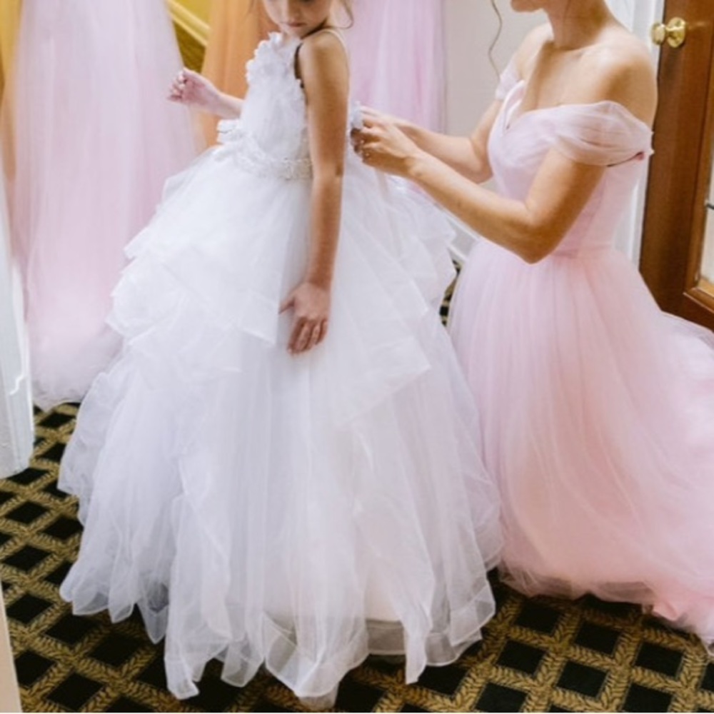 Flower Girl Dress Sz 6/7 White Pageant